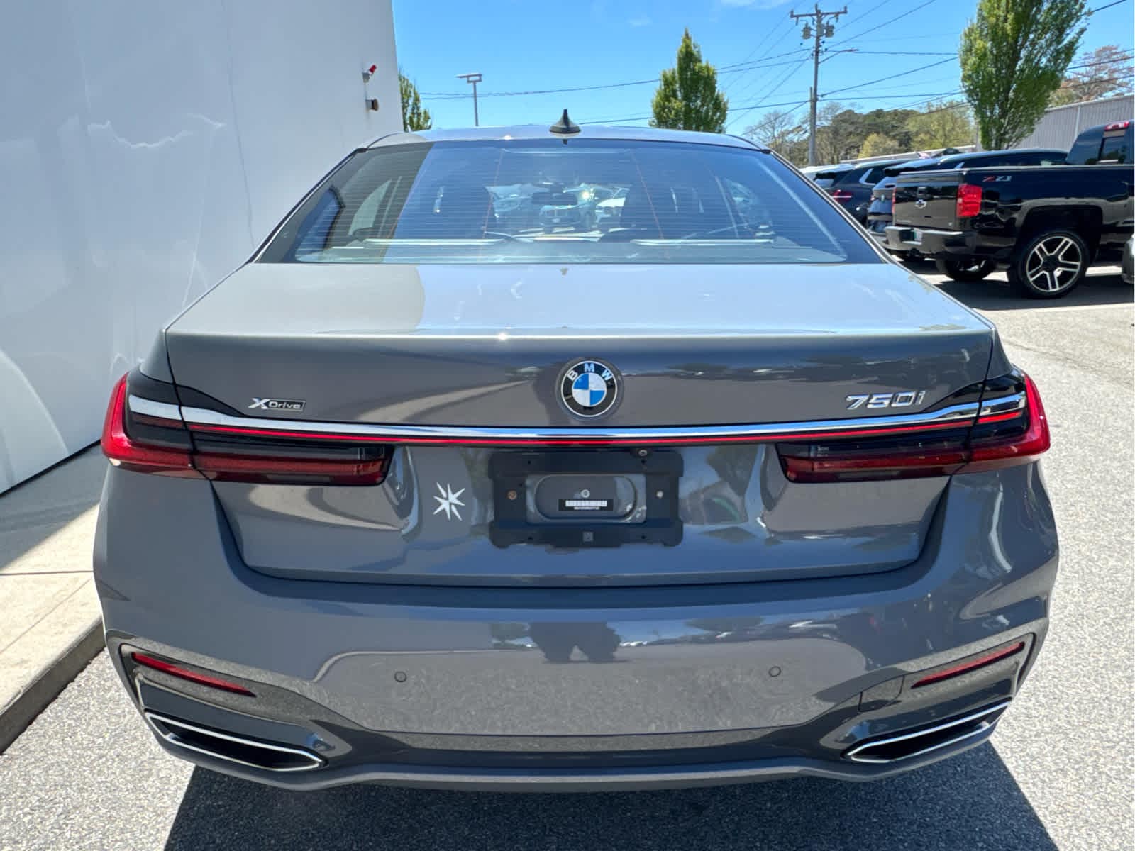 2022 BMW 7 Series 750i - Photo 8