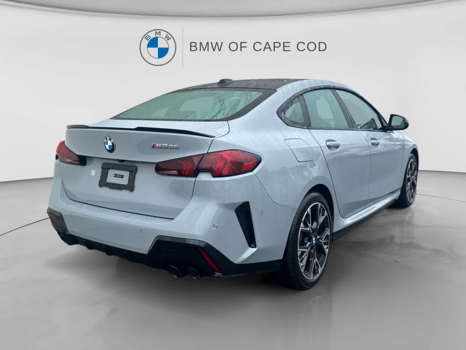 2025 BMW 2 Series M235 - Photo 4