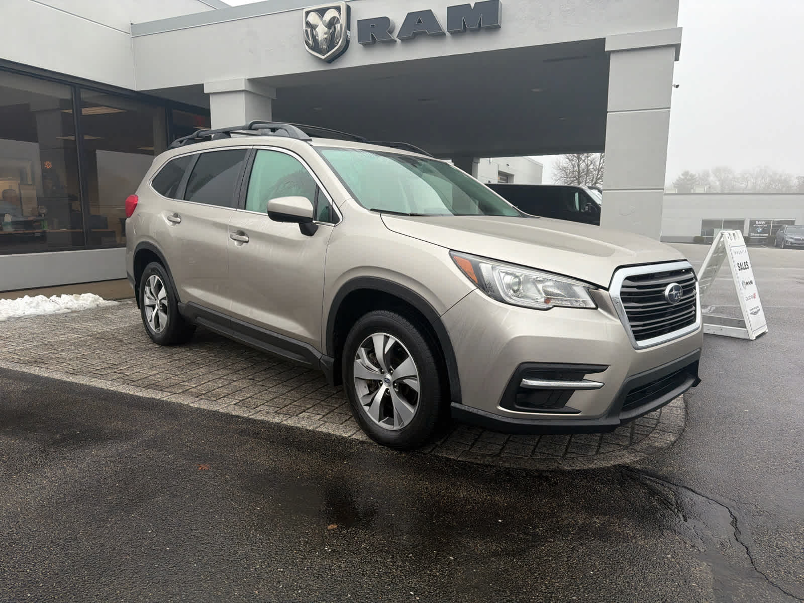 Used 2019 Subaru Ascent Premium with VIN 4S4WMABD4K3418966 for sale in Barnstable, MA