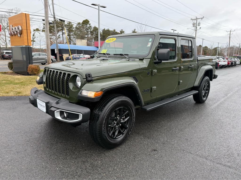 Used 2021 Jeep Gladiator Sport S 4x4 Truck Crew Cab