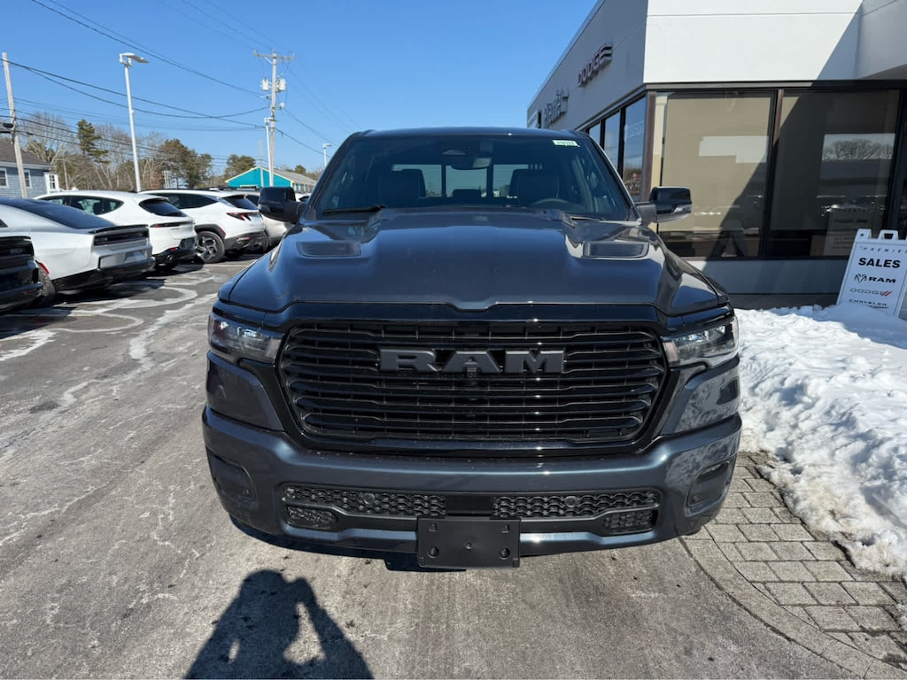 New 2026 Ram 1500 LARAMIE CREW CAB 4X4 5'7 BOX Pickup