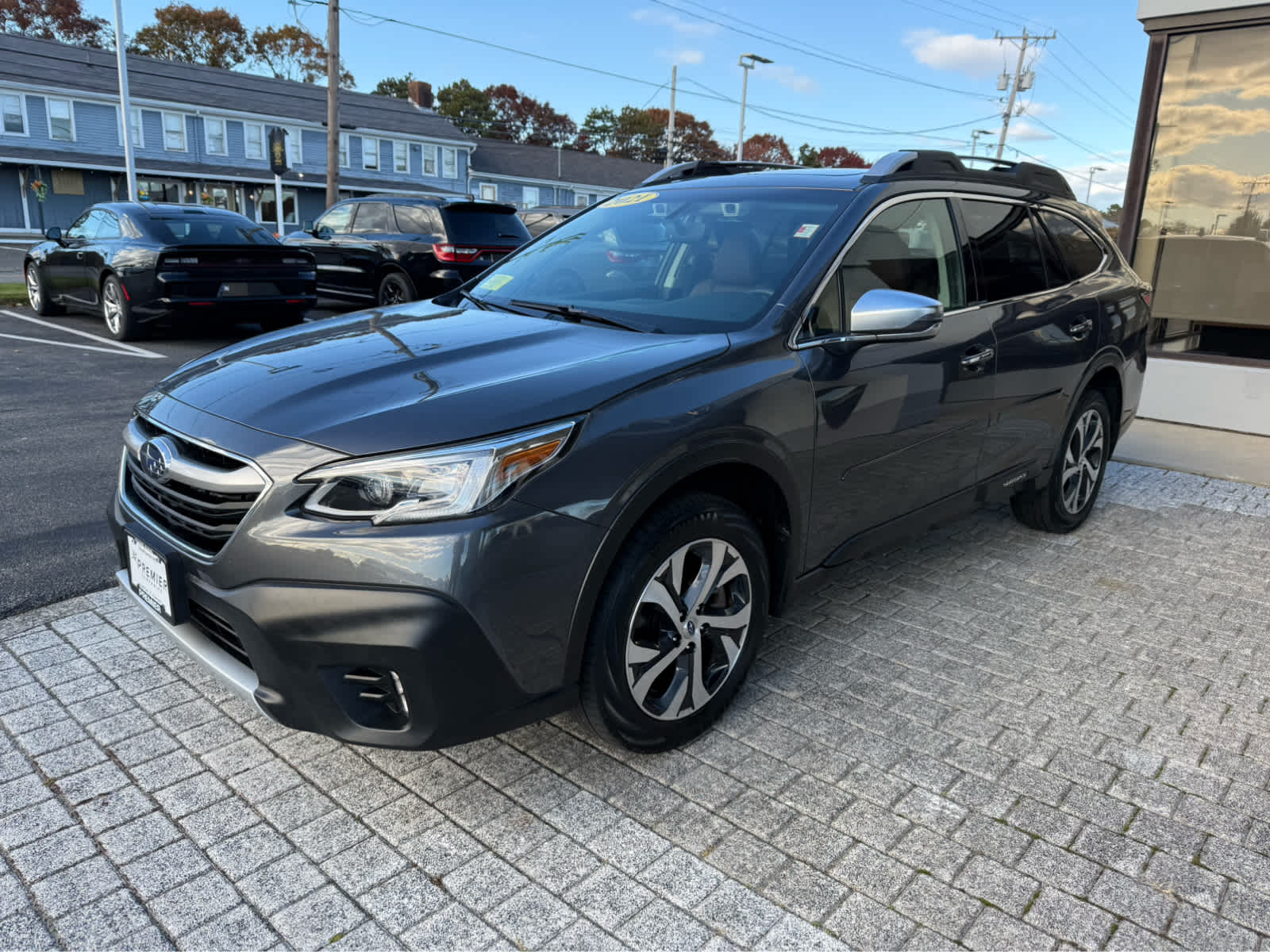 2021 Subaru Outback Touring XT photo 3