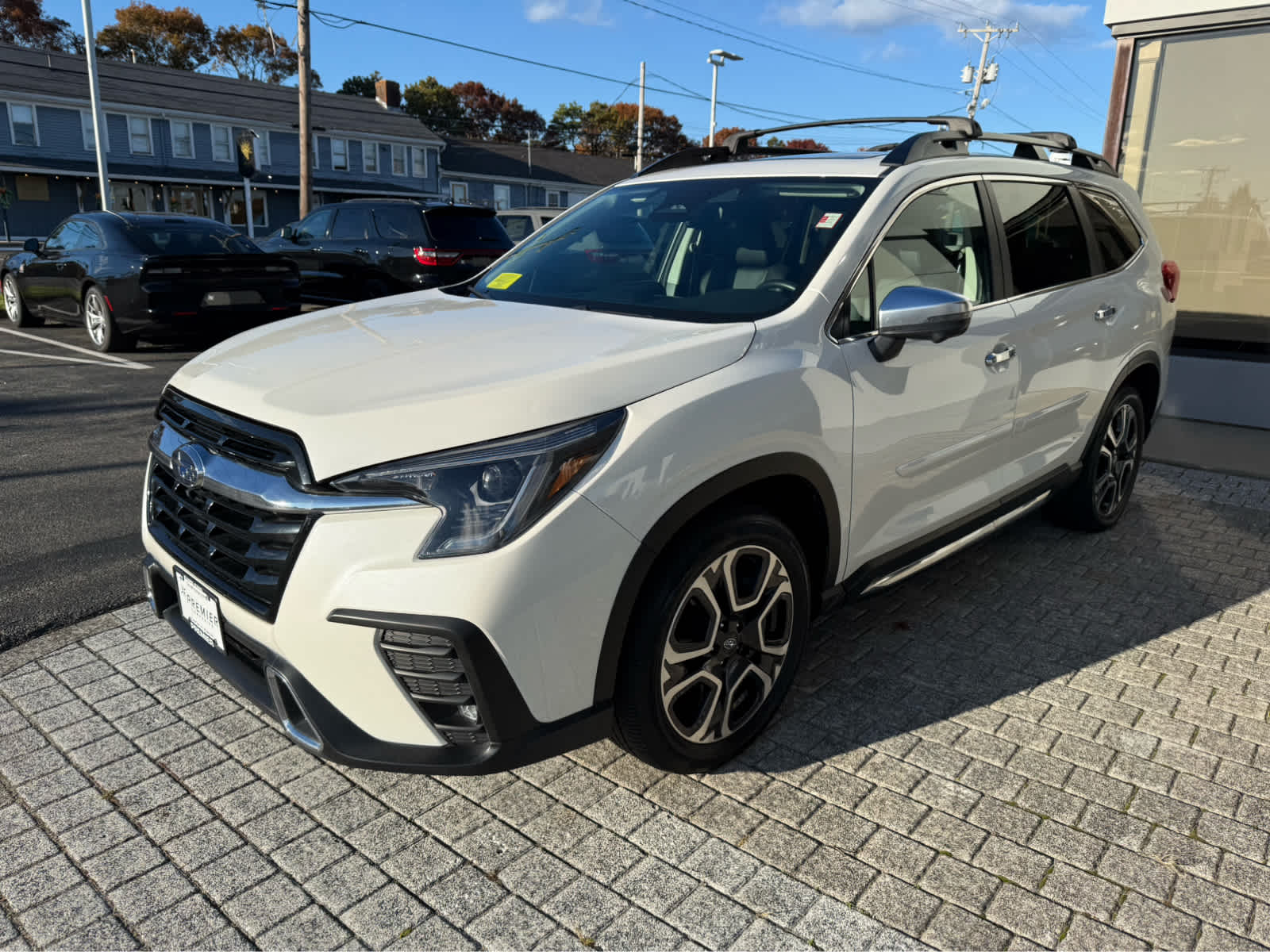 2023 Subaru Ascent Touring photo 3