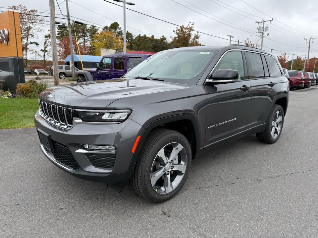 New 2025 Jeep Grand Cherokee LIMITED 4X4 Sport Utility
