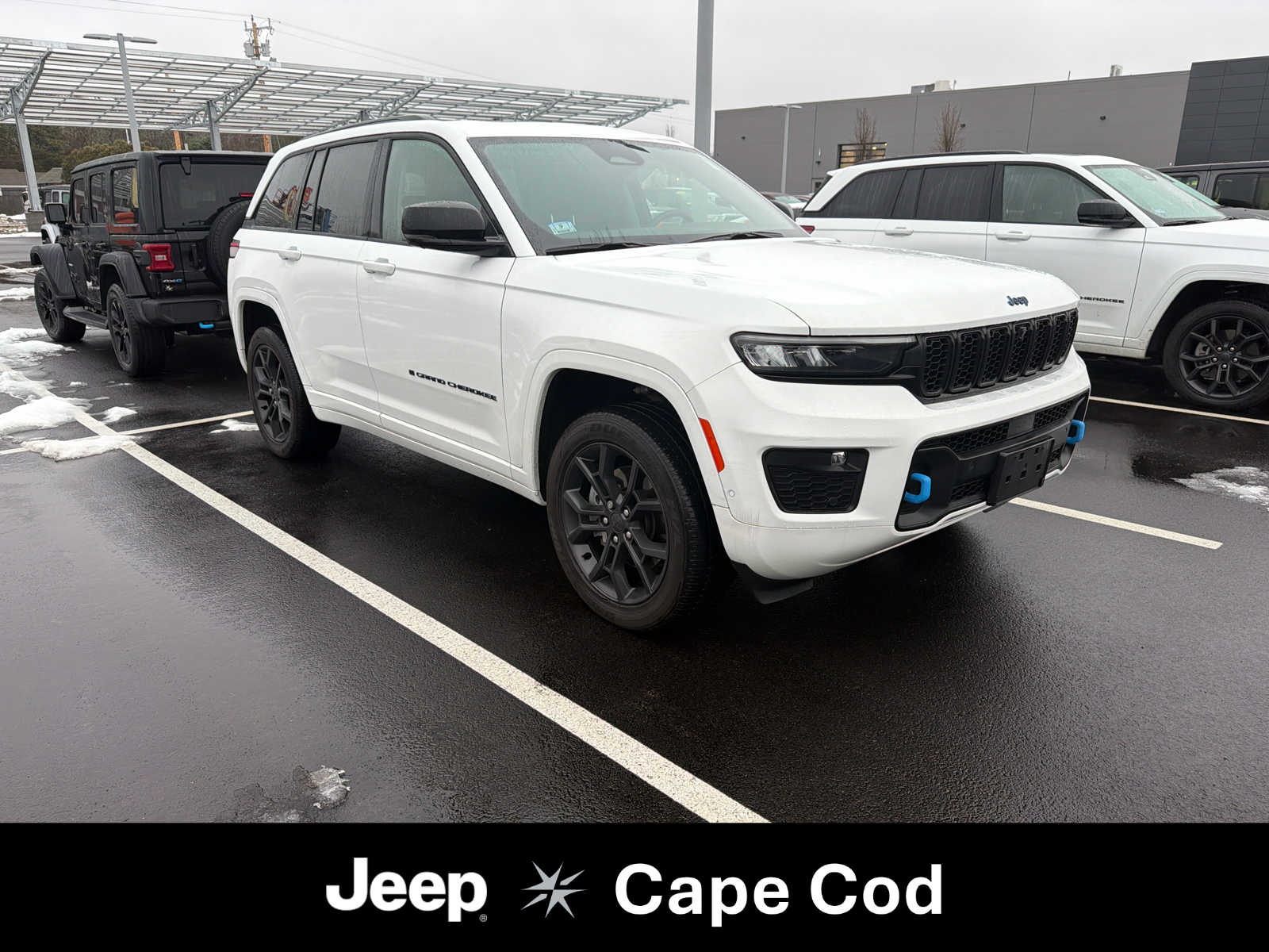 2023 Jeep Grand Cherokee 30th Anniversary 4xe's photo