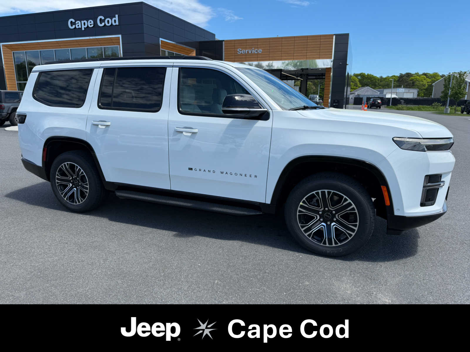 2026 Jeep Grand Wagoneer Base