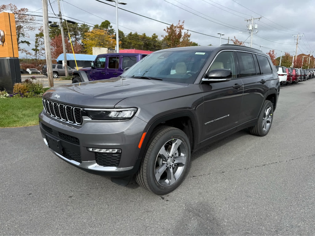 New 2025 Jeep Grand Cherokee L LIMITED 4X4 Sport Utility