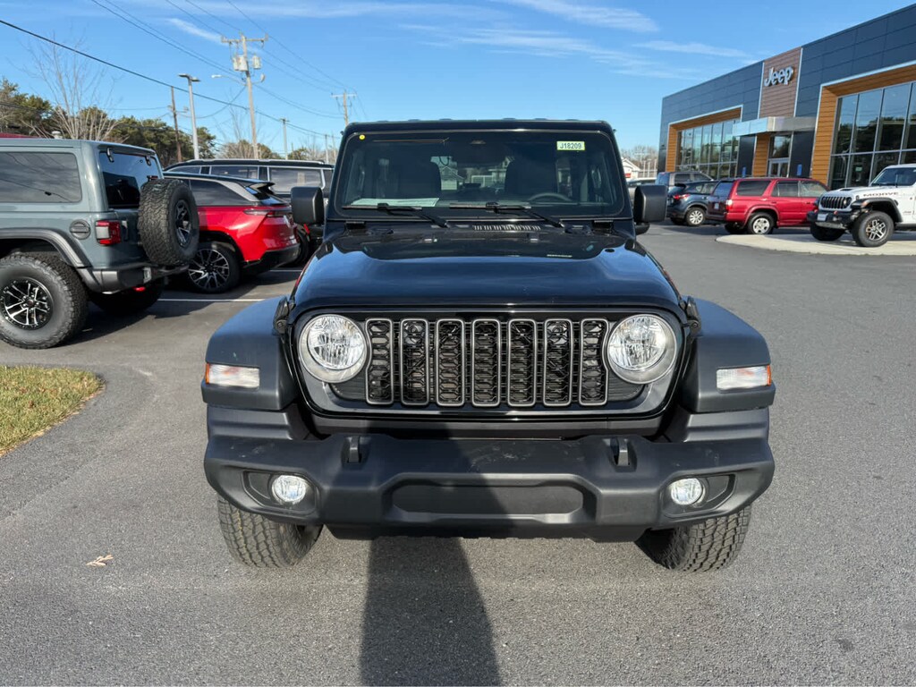 New 2026 Jeep Wrangler 4-DOOR SPORT S Sport Utility