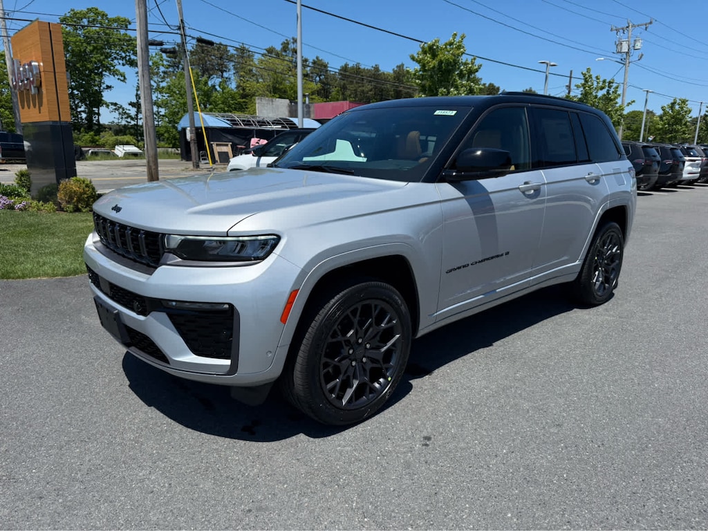New 2026 Jeep Grand Cherokee SUMMIT 4X4 Sport Utility