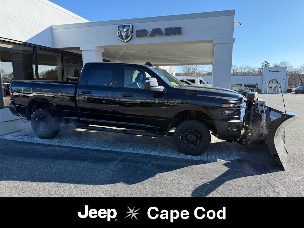 New 2026 Ram 2500 TRADESMAN CREW CAB 4X4 6'4 BOX Pickup