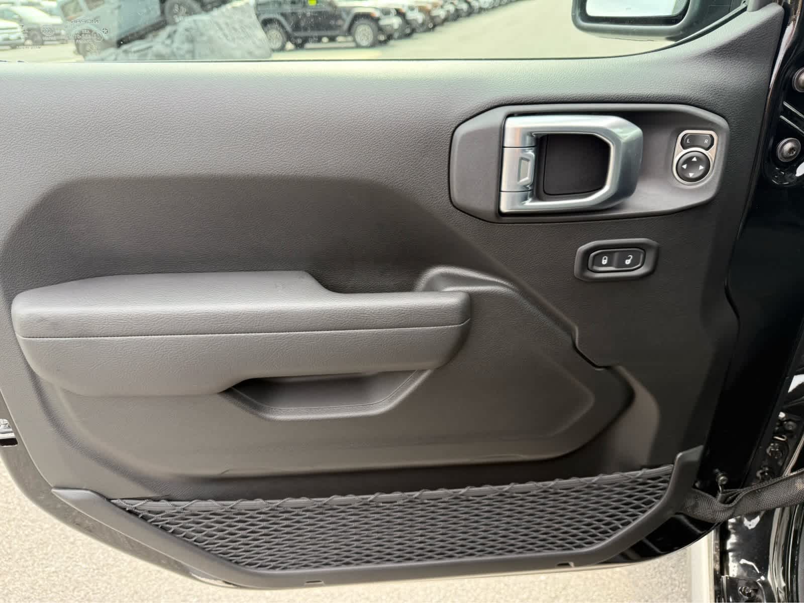 2026 Jeep Wrangler 2-Door Willys - Photo 12