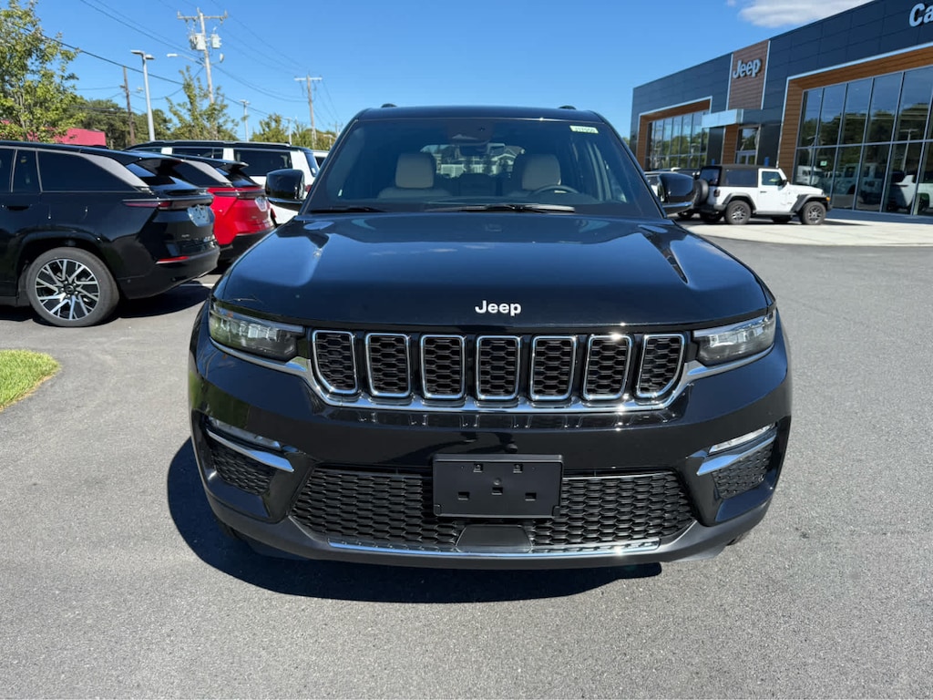 New 2025 Jeep Grand Cherokee LIMITED 4X4 Sport Utility
