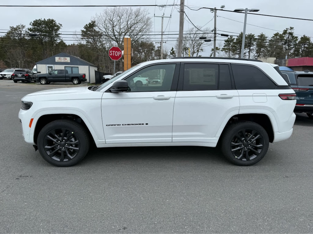 New 2026 Jeep Grand Cherokee LIMITED RESERVE 4X4 Sport Utility