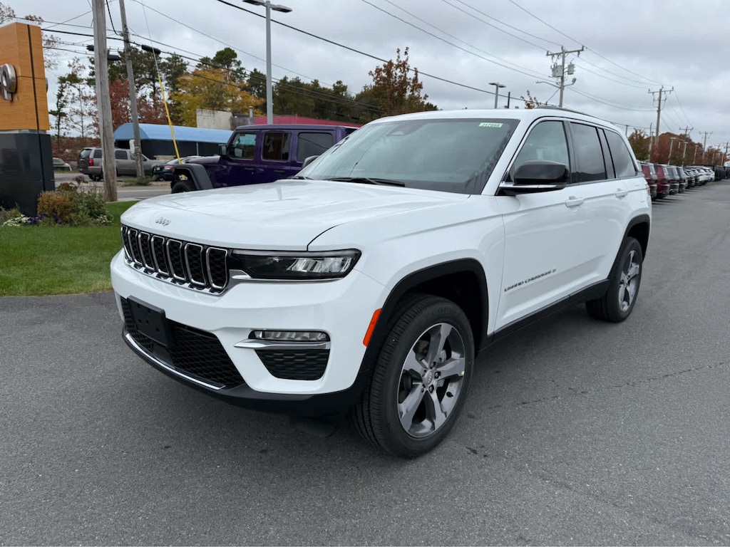 New 2025 Jeep Grand Cherokee LIMITED 4X4 Sport Utility