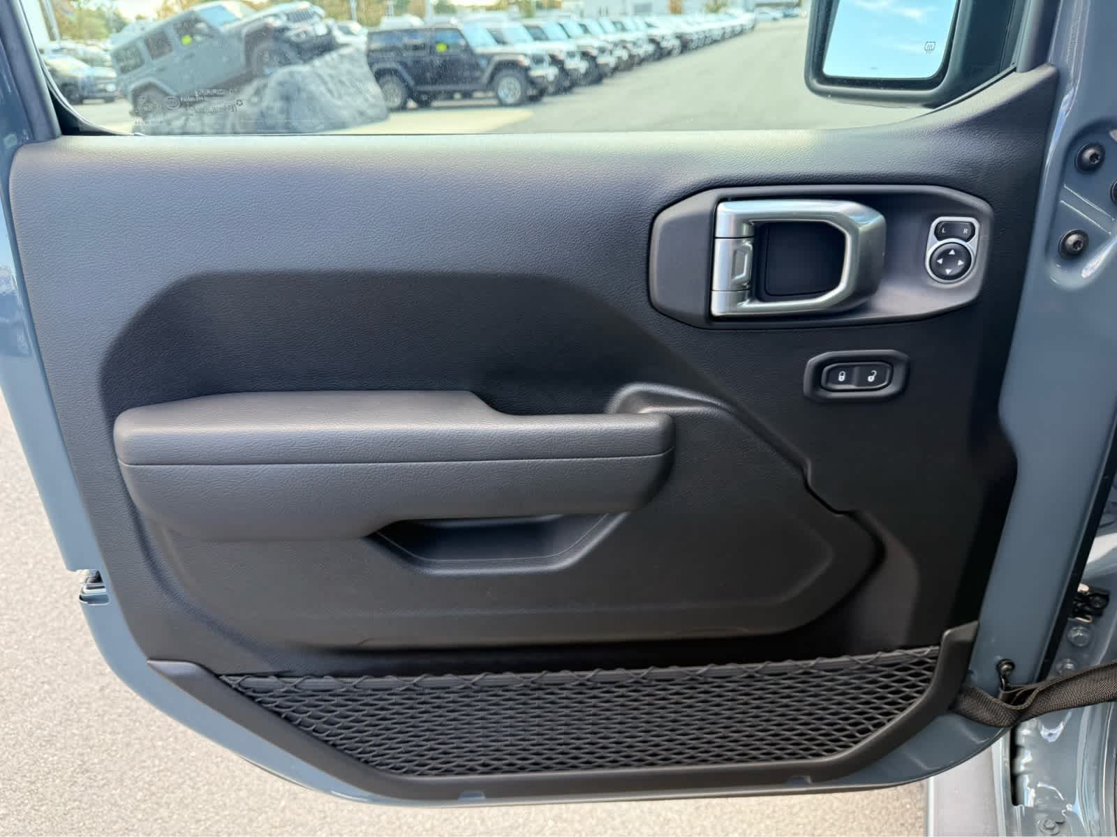 2026 Jeep Wrangler 2-Door Rubicon - Photo 10