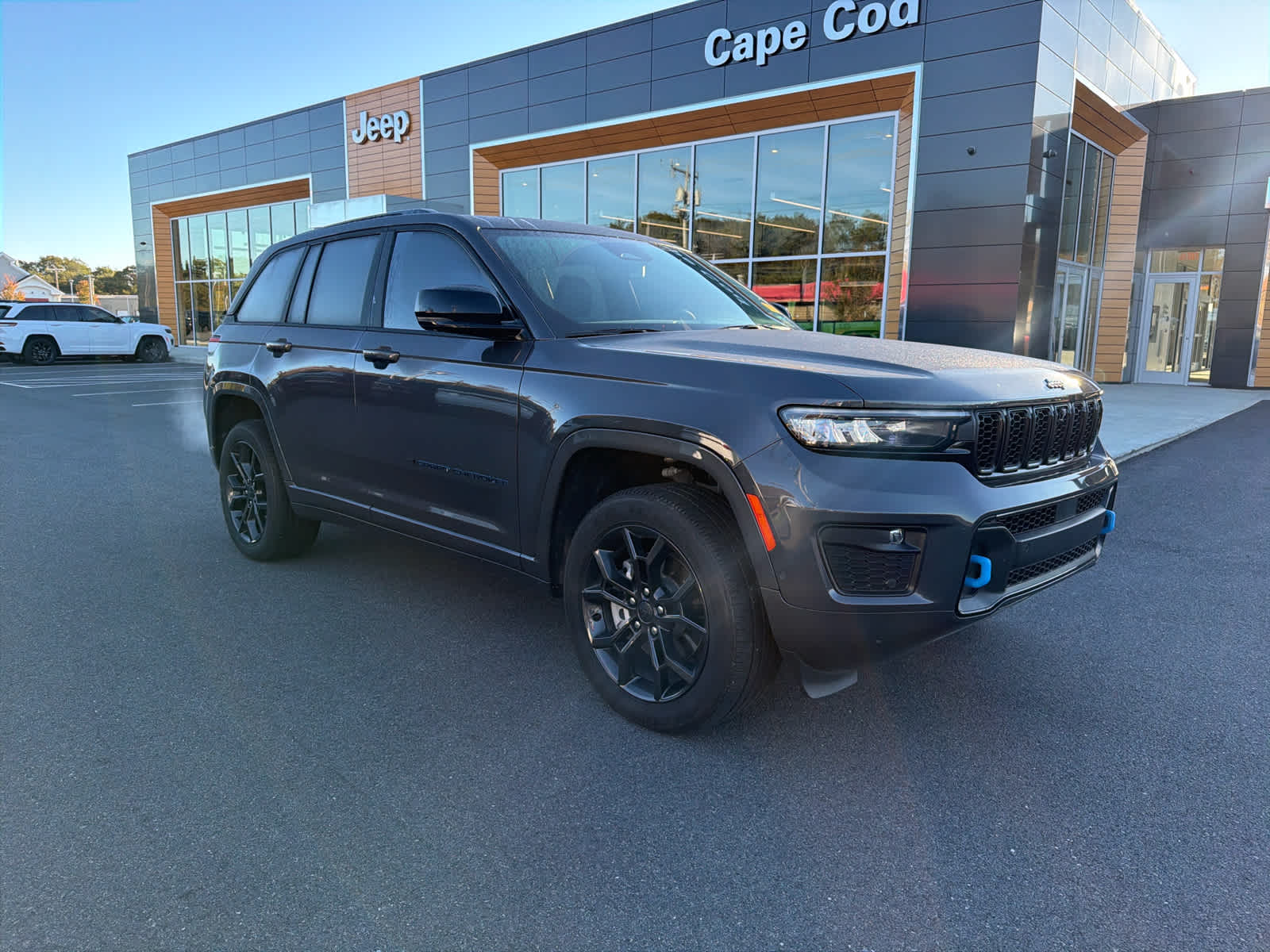 2024 Jeep Cherokee Limited 4xe photo 2