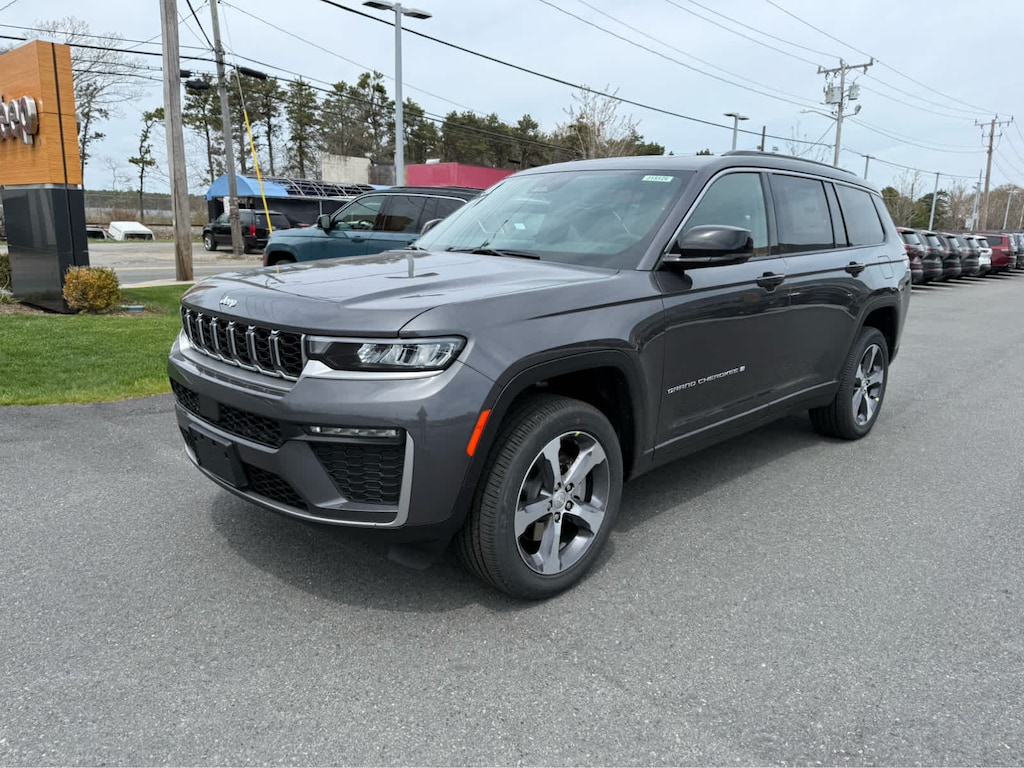 New 2026 Jeep Grand Cherokee L LIMITED 4X4 Sport Utility