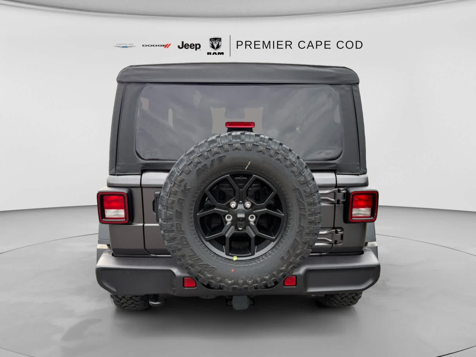 2026 Jeep Wrangler 2-Door Willys - Photo 8