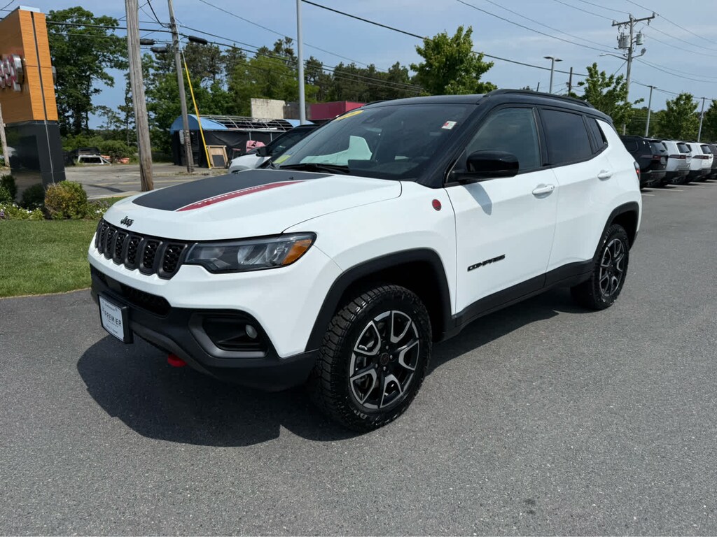 Used 2026 Jeep Compass Trailhawk SUV