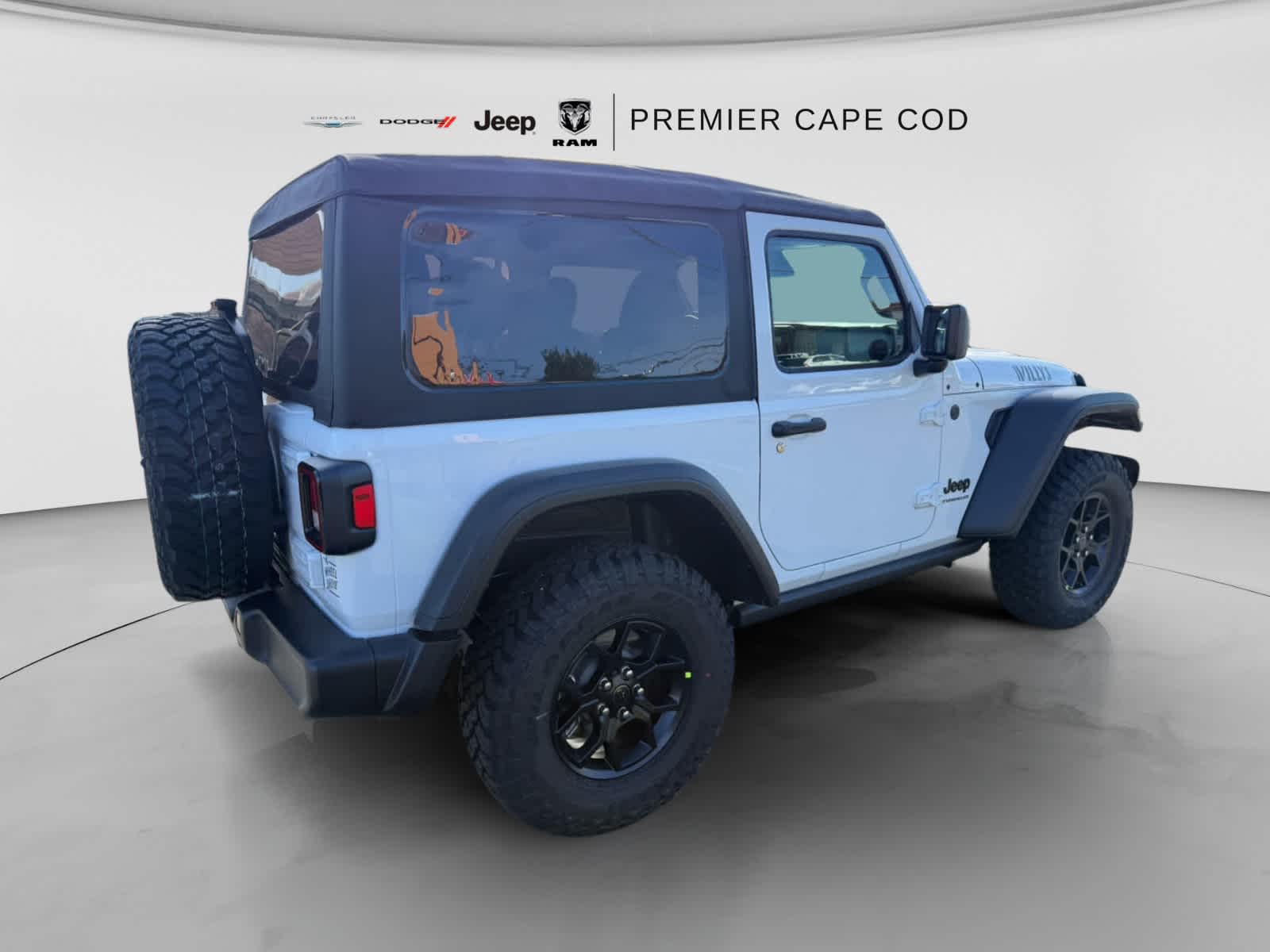 2026 Jeep Wrangler 2-Door Willys - Photo 11