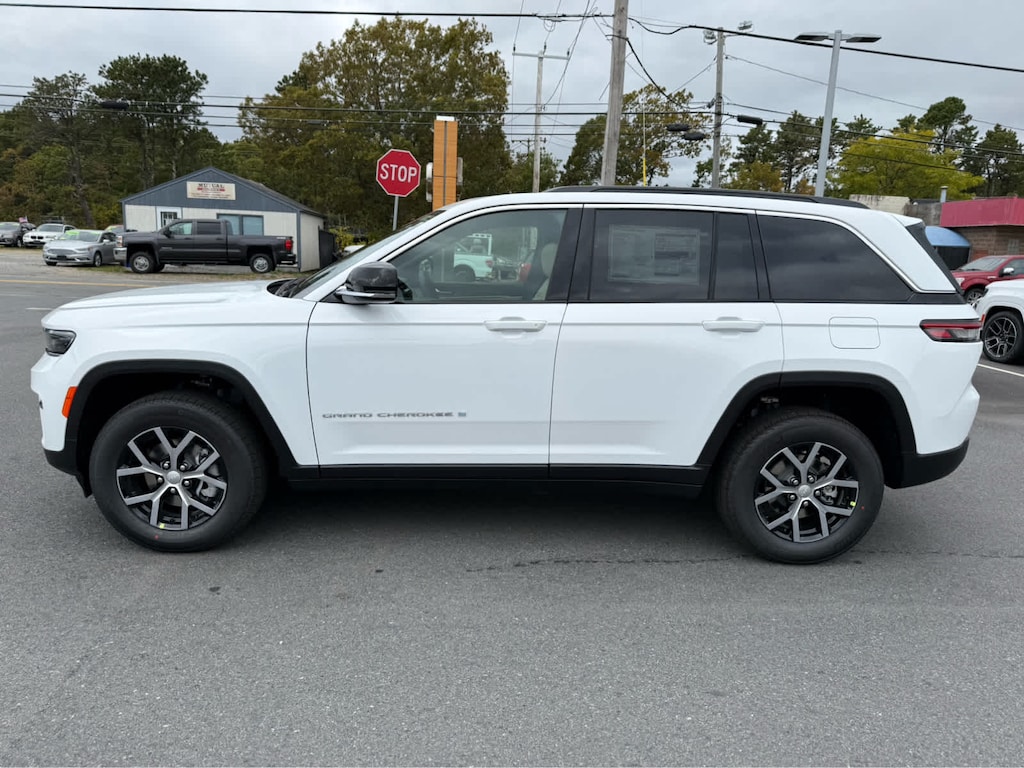 New 2025 Jeep Grand Cherokee LIMITED 4X4 Sport Utility
