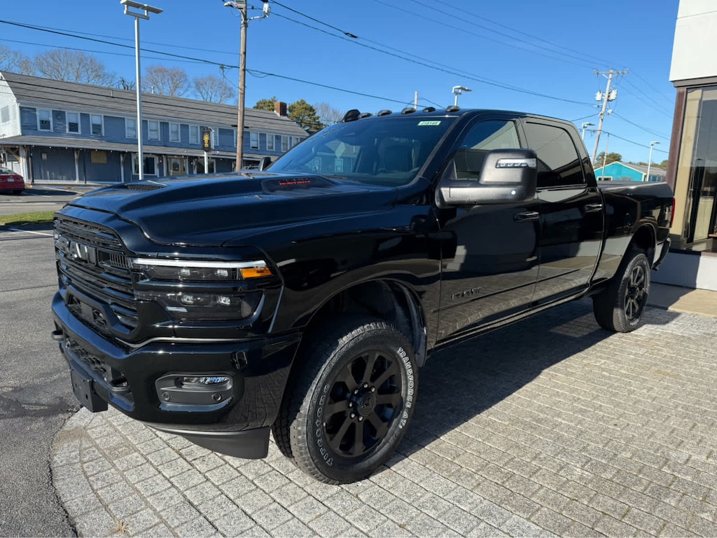 New 2026 Ram 2500 LARAMIE CREW CAB 4X4 6'4 BOX Pickup