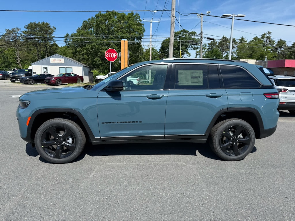 New 2026 Jeep Grand Cherokee LIMITED 4X4 Sport Utility