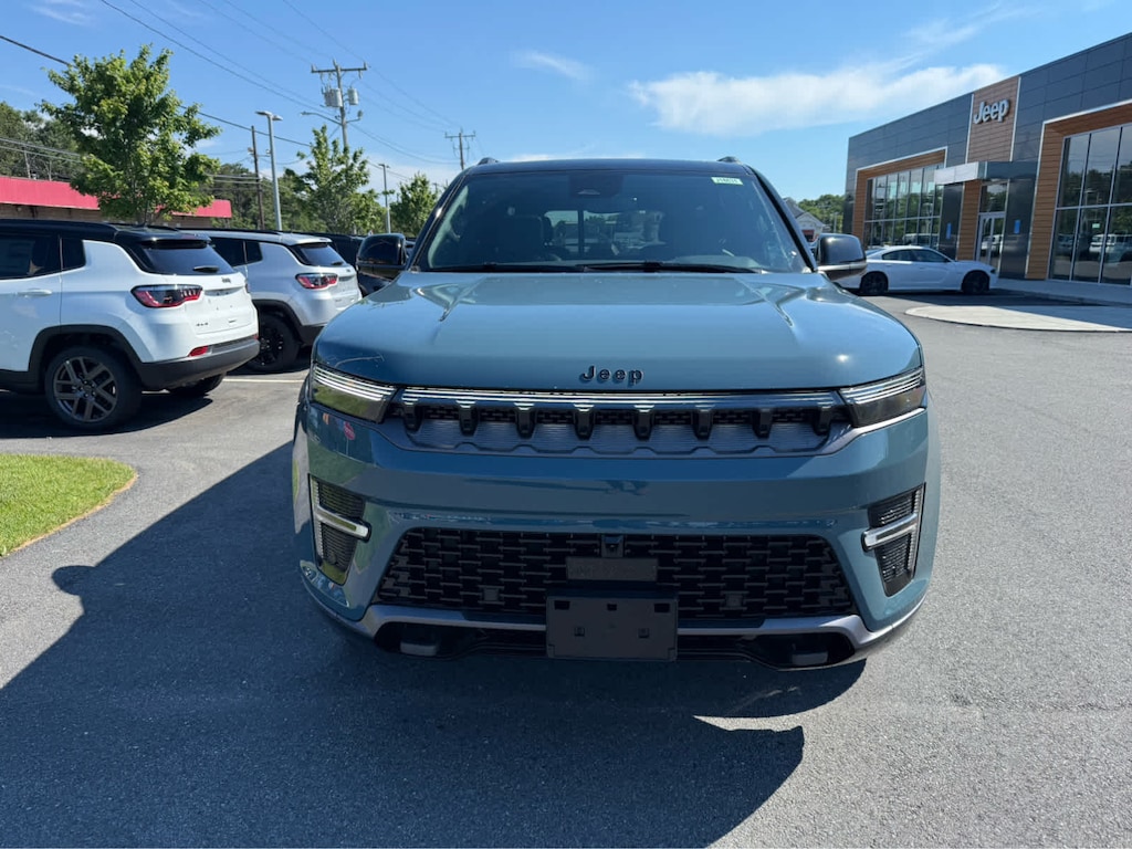 New 2026 Jeep Grand Wagoneer UPLAND 4X4 Sport Utility