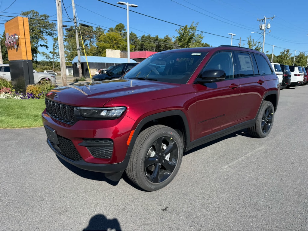 New 2025 Jeep Grand Cherokee ALTITUDE X 4X4 Sport Utility