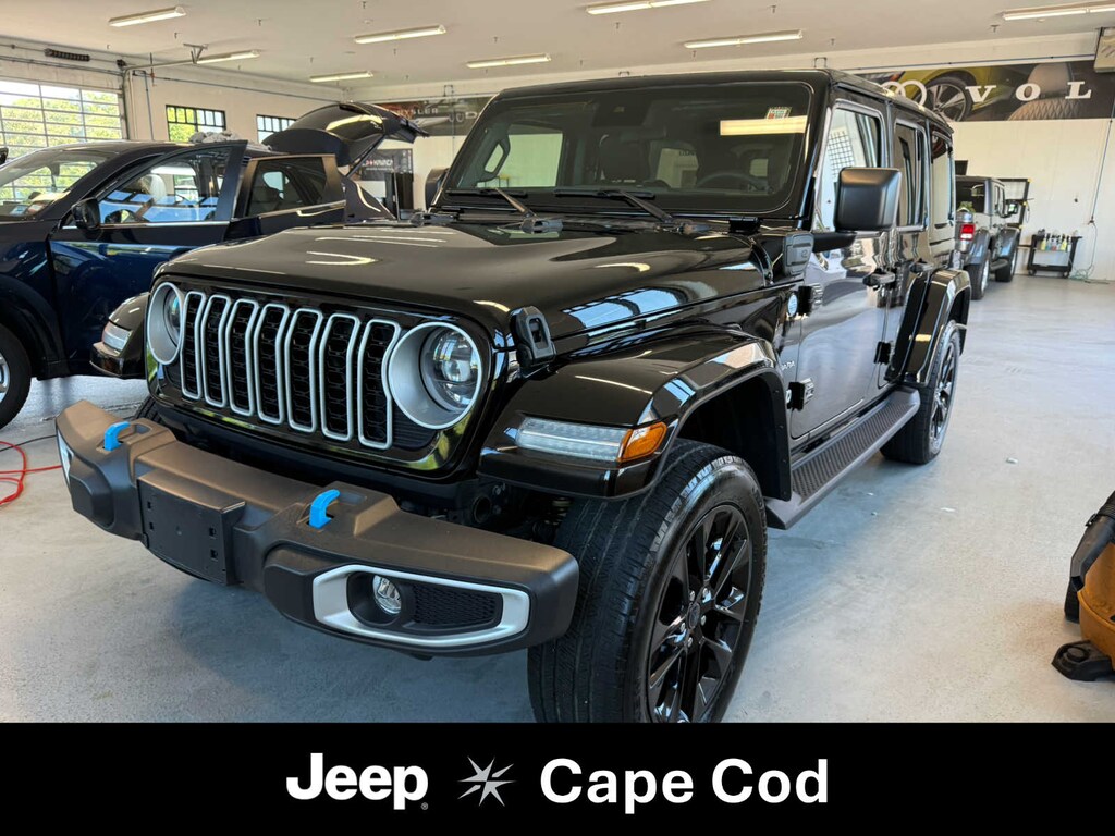 Used 2024 Jeep Wrangler 4xe Sahara SUV