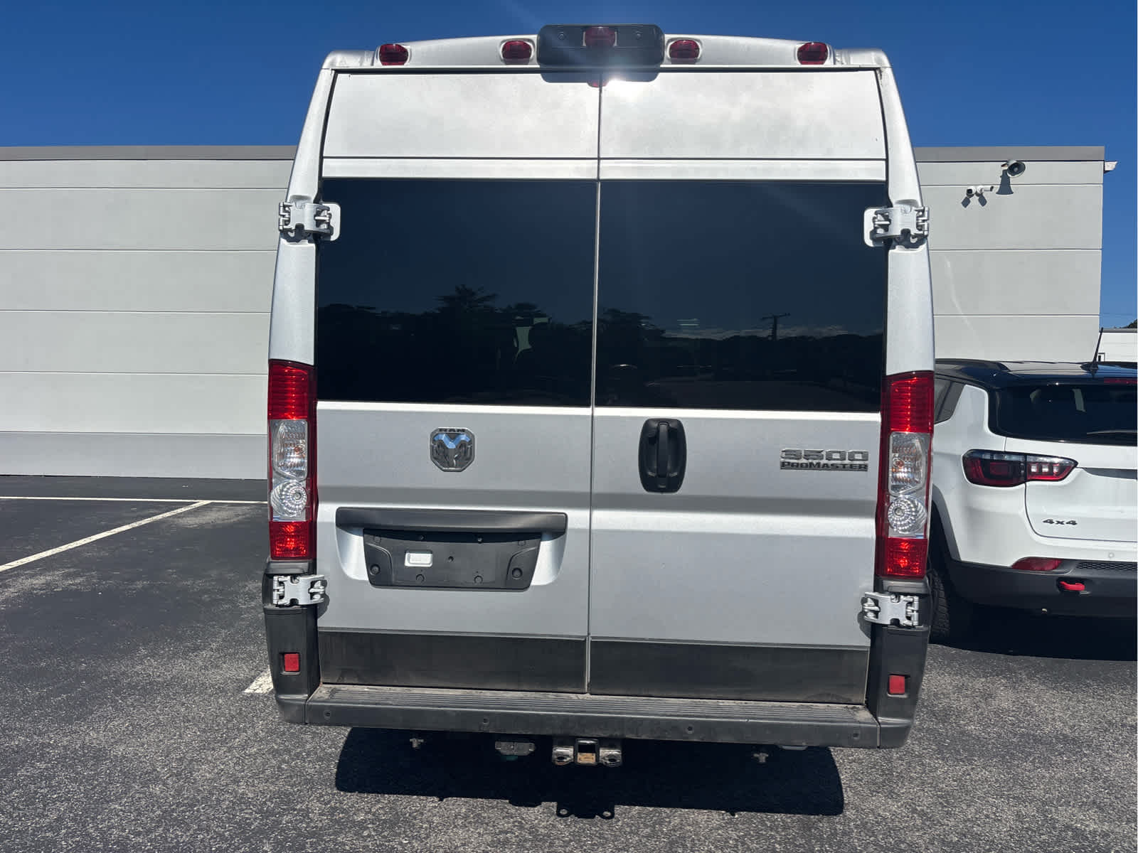 2024 Ram ProMaster 3500 Cargo Van photo 2