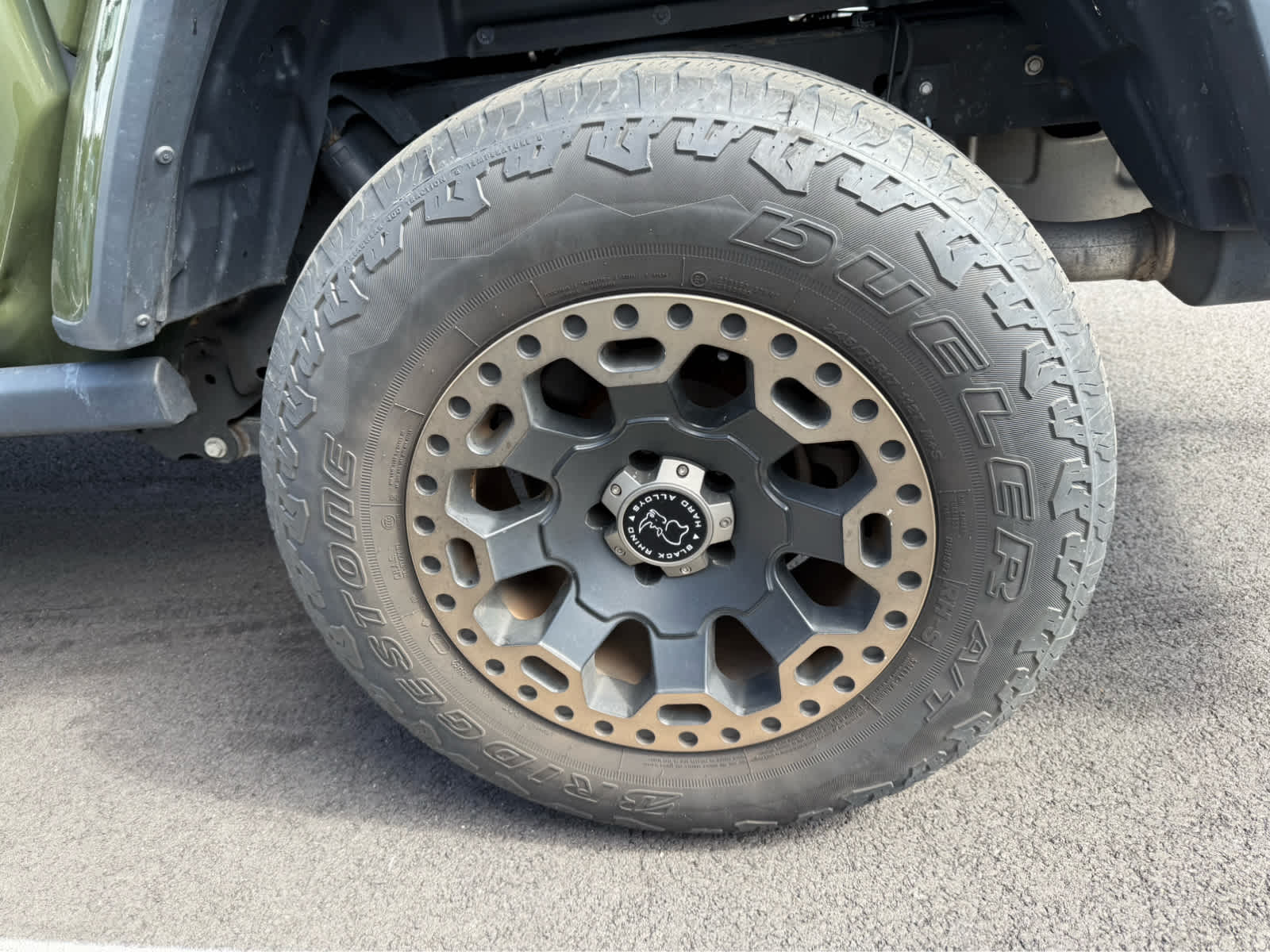 2021 Jeep Gladiator Freedom photo 3