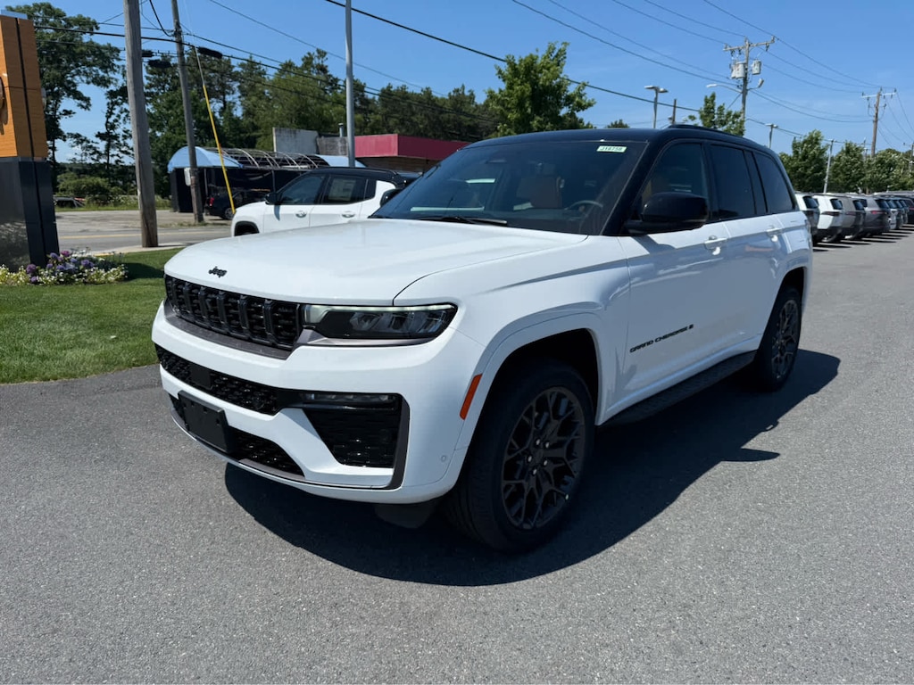 New 2026 Jeep Grand Cherokee SUMMIT 4X4 Sport Utility