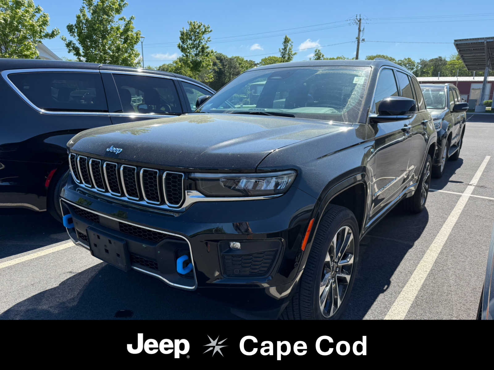 2023 Jeep Grand Cherokee Overland 4xe 4x4's photo
