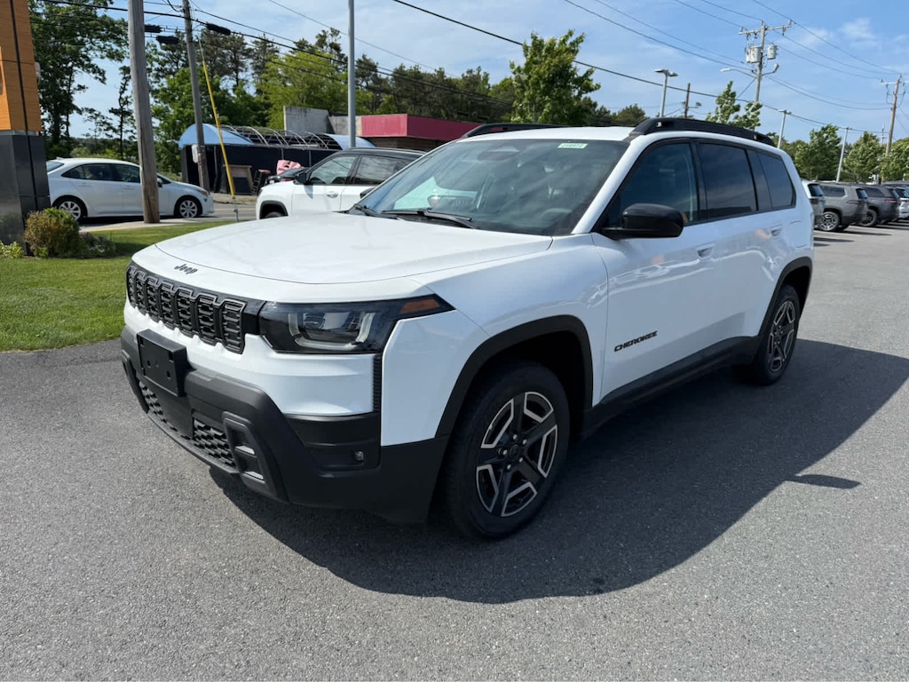 New 2026 Jeep Cherokee LAREDO 4X4 Sport Utility