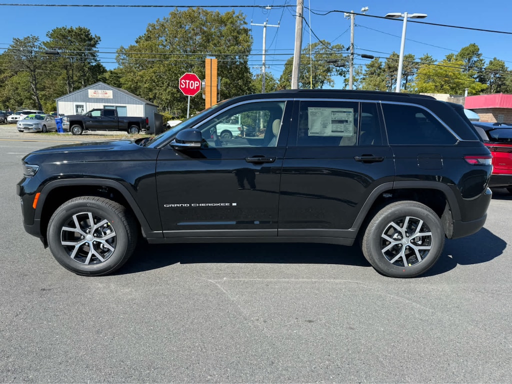New 2025 Jeep Grand Cherokee LIMITED 4X4 Sport Utility