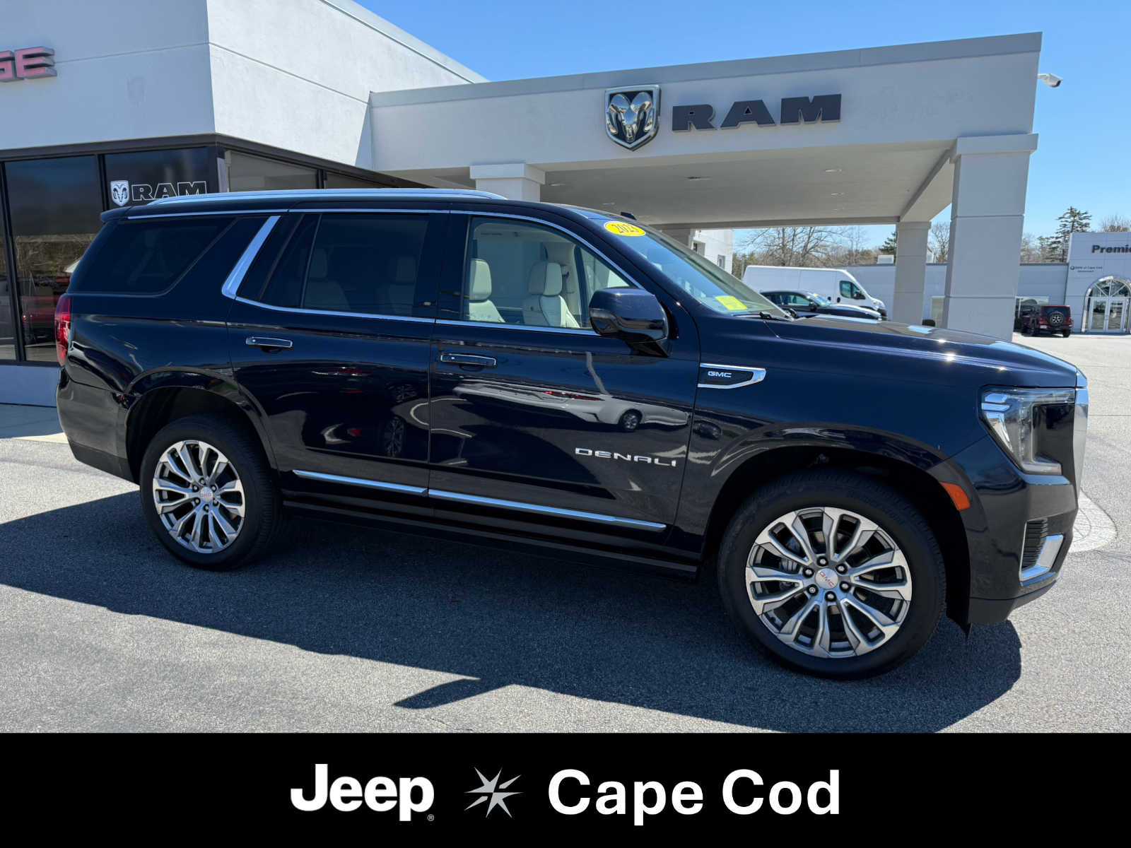 2023 GMC Yukon 4WD Denali's photo