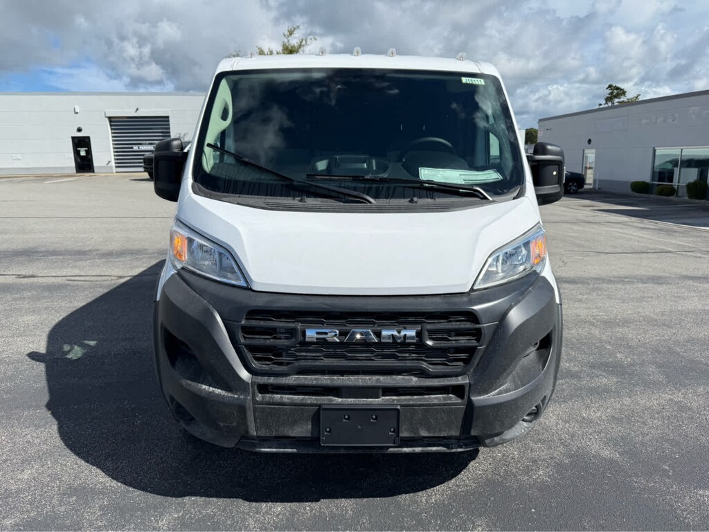 New 2025 Ram ProMaster PROMASTER 1500 TRADESMAN CARGO VAN LOW ROOF 118' W Cargo Van