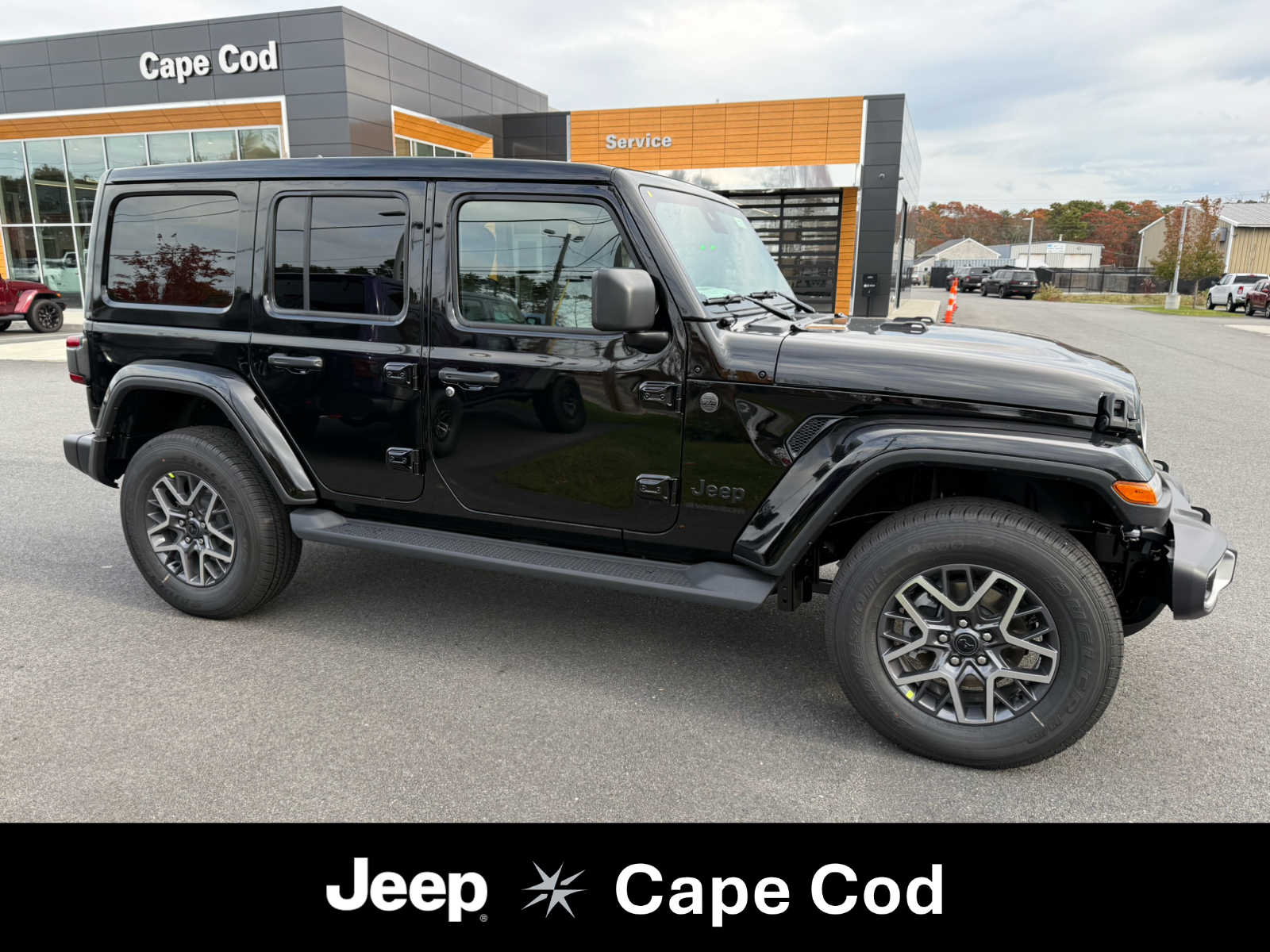 2025 Jeep Wrangler 4-Door Sahara's photo