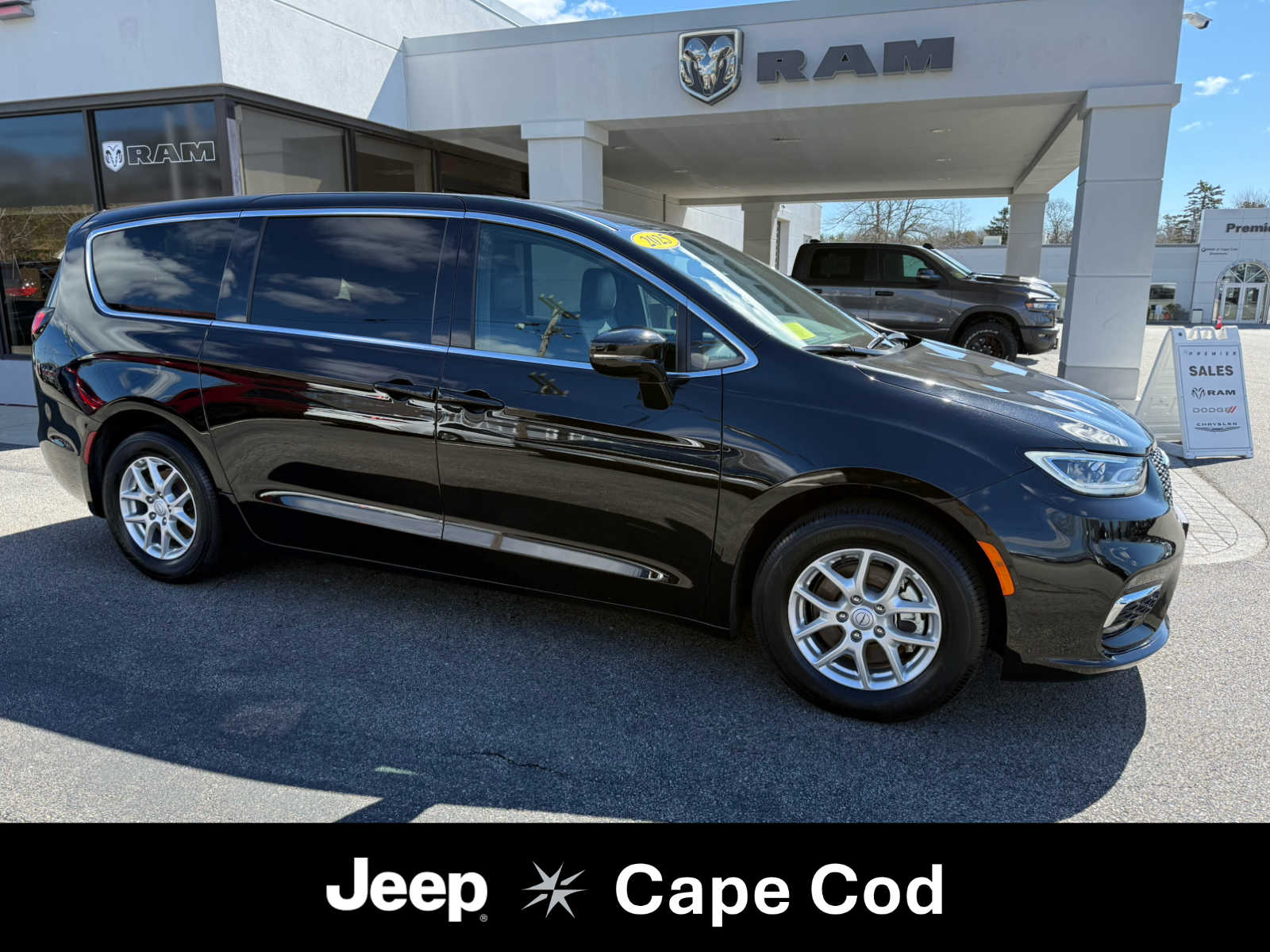 2025 Chrysler Pacifica