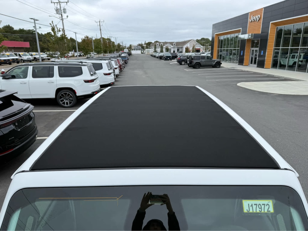 New 2026 Jeep Wrangler 4-DOOR WILLYS Sport Utility