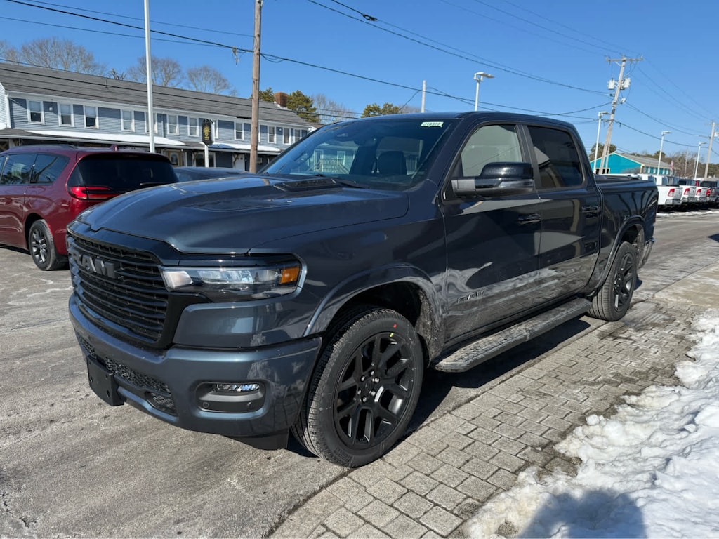 New 2026 Ram 1500 LARAMIE CREW CAB 4X4 5'7 BOX Pickup