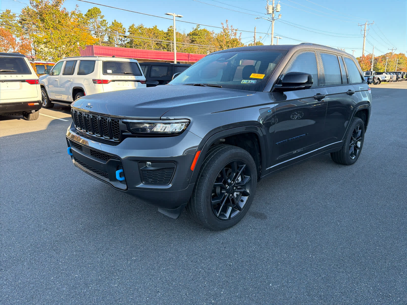 2024 Jeep Cherokee Limited 4xe photo 3