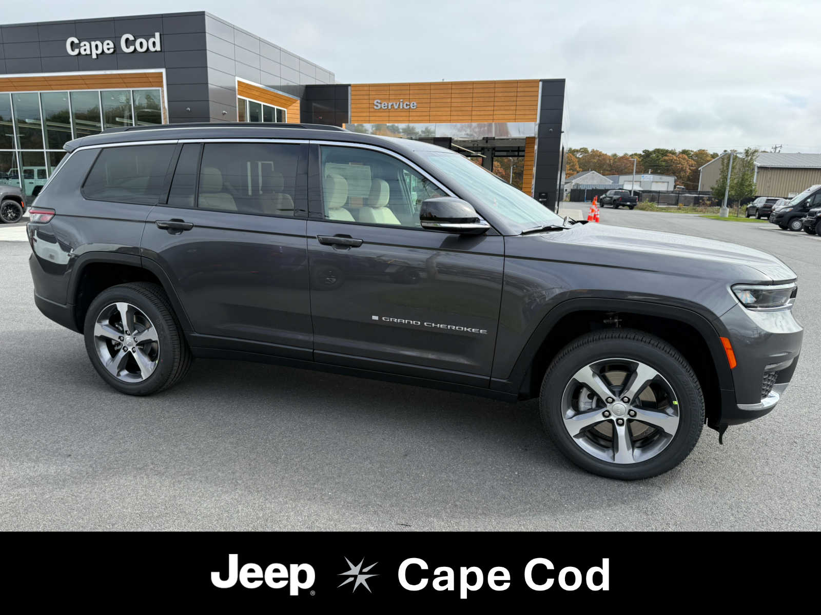 2025 Jeep Grand Cherokee L Limited's photo