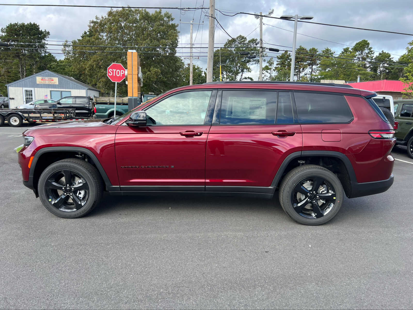 2025 Jeep Grand Cherokee Altitude X photo 4