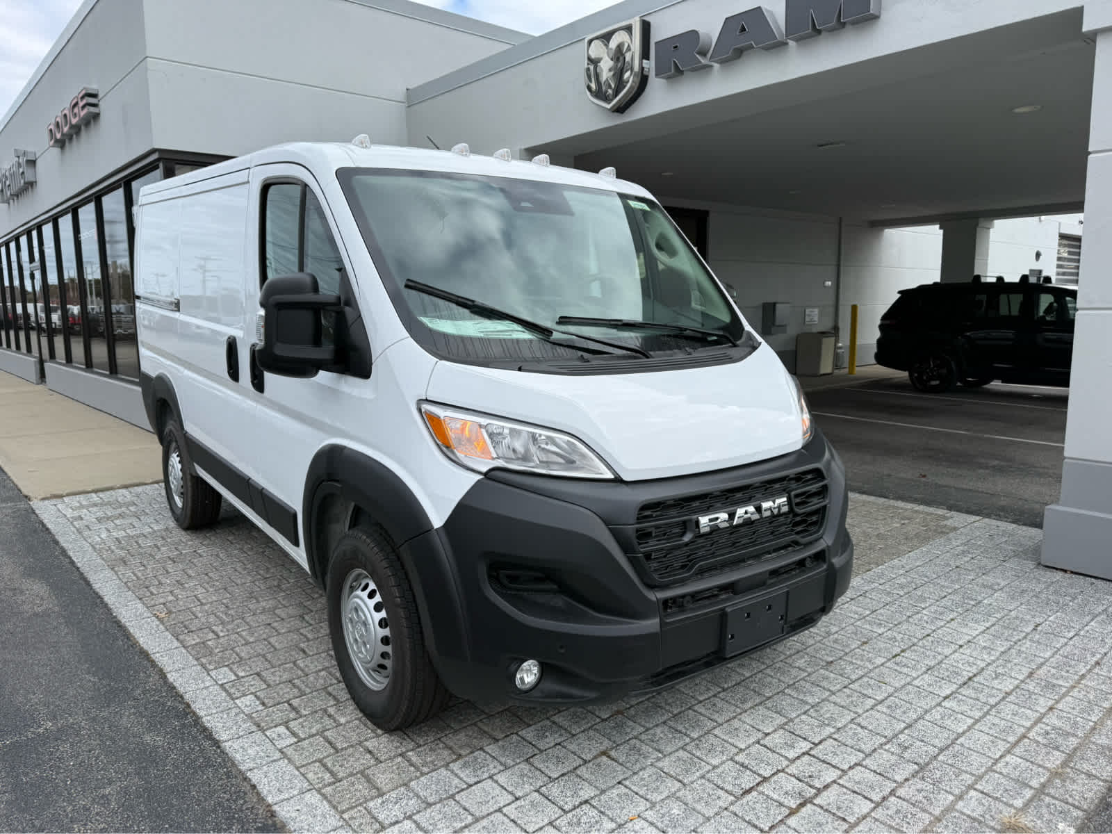 2026 Ram ProMaster 1500 Tradesman Cargo Van photo 2