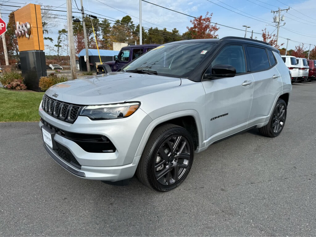 Used 2025 Jeep Compass Limited SUV