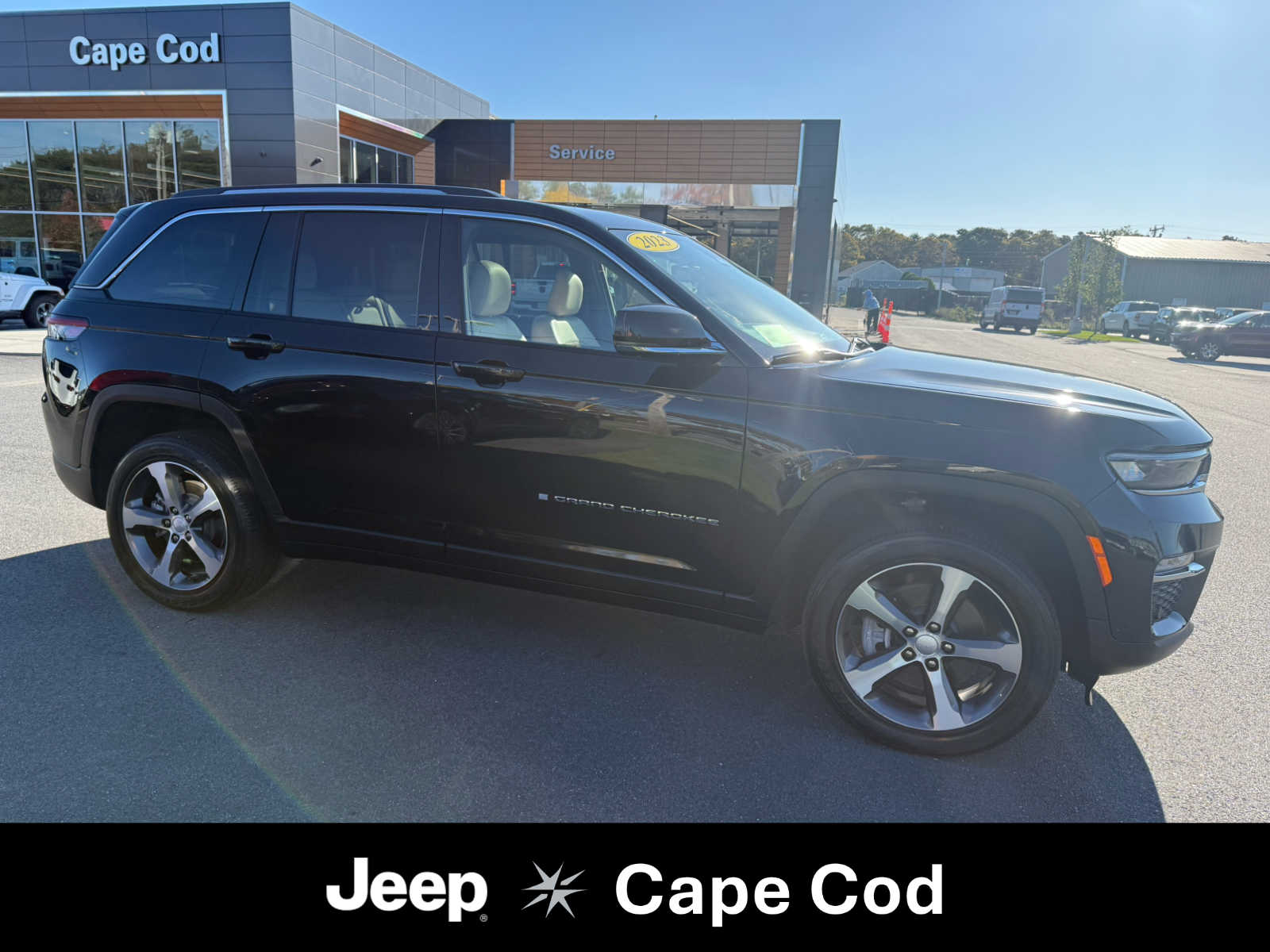 2023 Jeep Grand Cherokee 4xe's photo