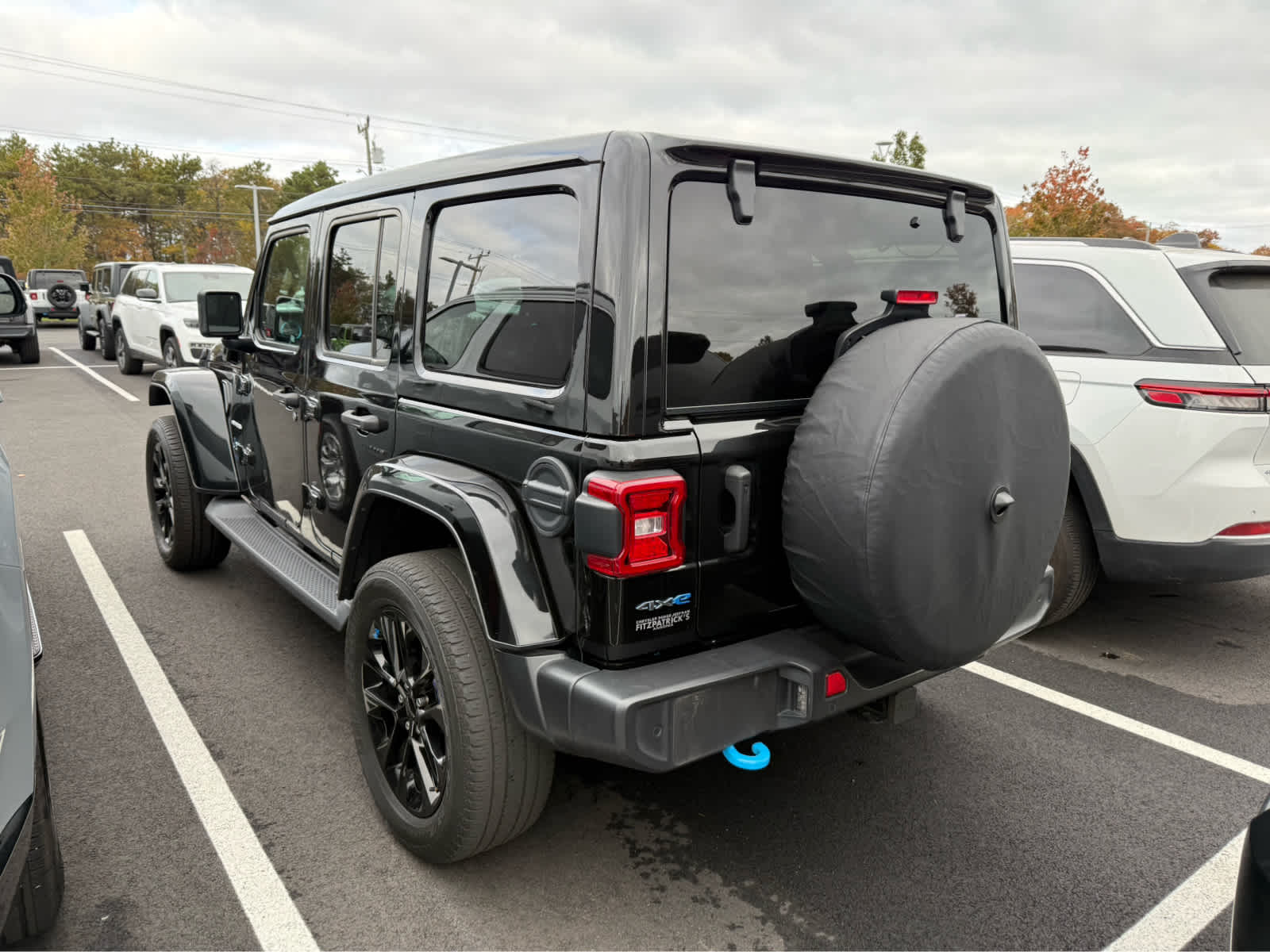 2022 Jeep Wrangler 4xe Unlimited Sahara photo 2