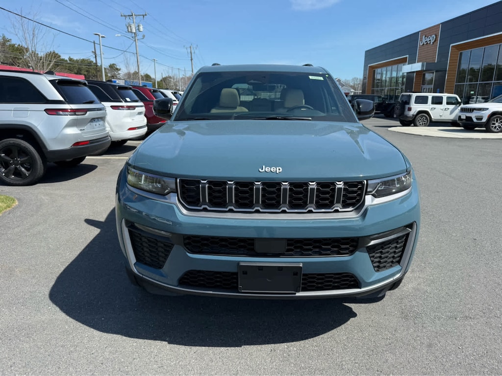 New 2026 Jeep Grand Cherokee LIMITED 4X4 Sport Utility